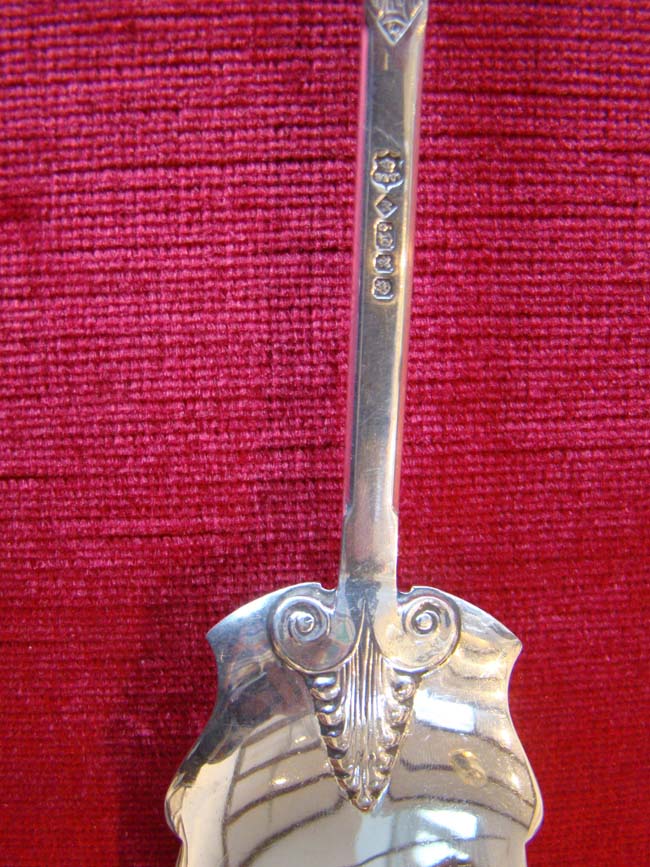 A FABULOUS maritime themed serving fork and fish slice with Poseidon's head made in 1861 — image 5